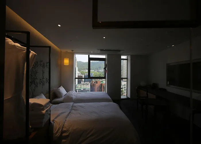 Stayrak Hotel
