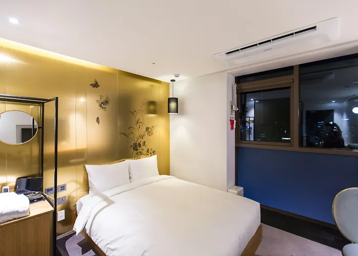 Stayrak Hotel 2*