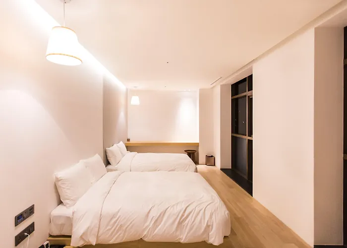 Hotel Stayrak 2*