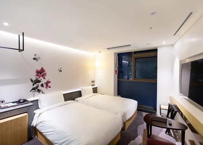 Hotel Stayrak 2*